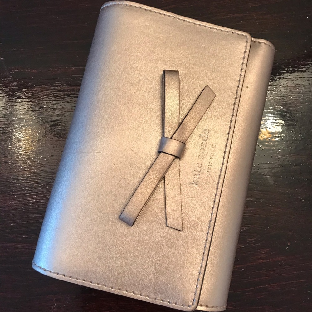 Kate Spade ♠️ gold wallet